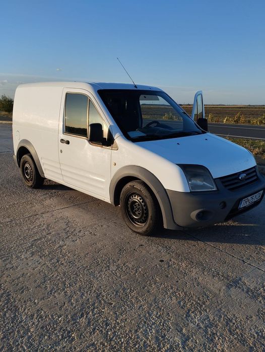 Vând sau schimb Ford Transit