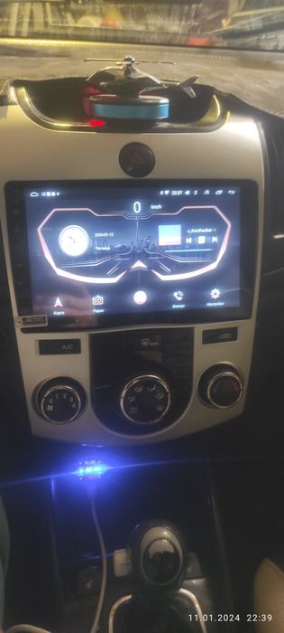 KIA CERATO 2011 г.в. газ -бензин.