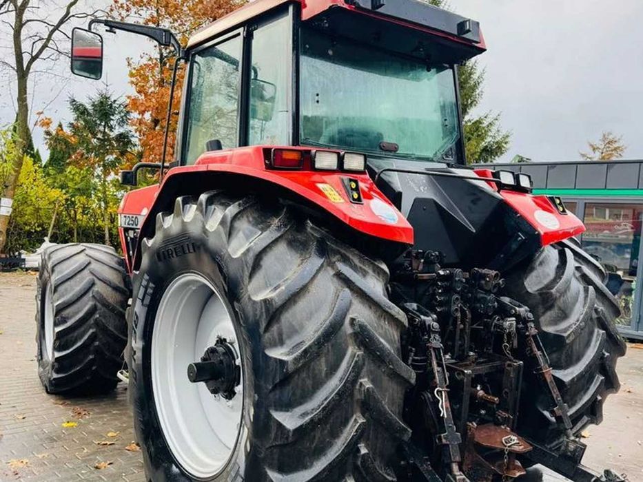 Трактор колесный Case IH Magnum 7250 PRO
