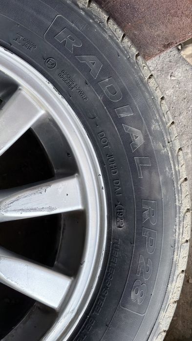 Продам резину с дисками 195/60/15