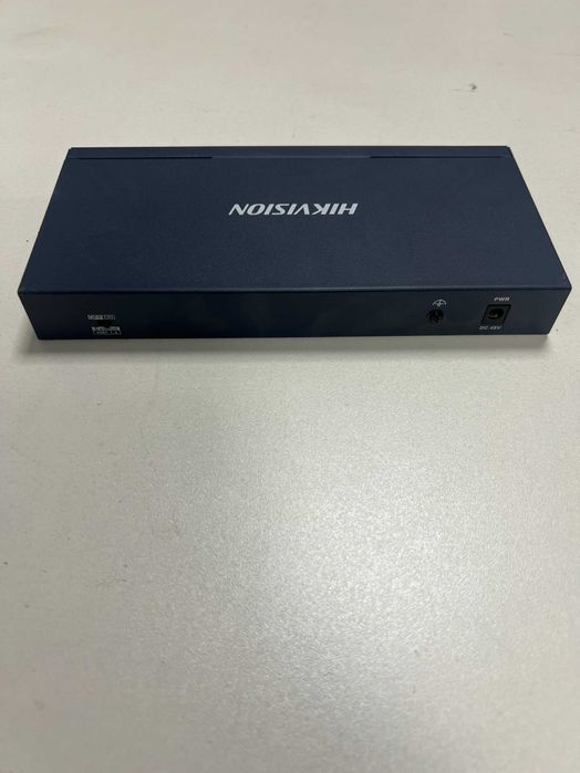 Коммутатор Hikvision DS-3E0310HP-E