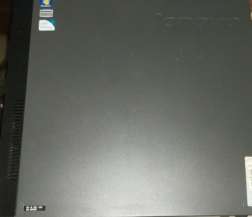 Vând unitate de lucrat pe ea pt adulți