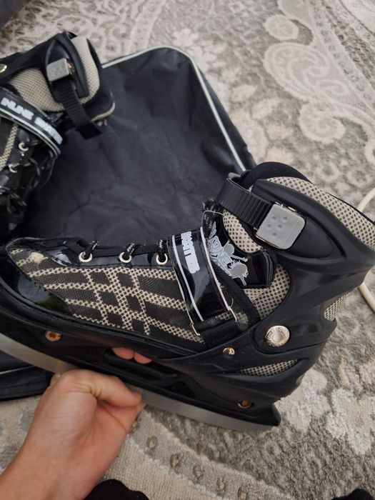 Хароше коньки продам