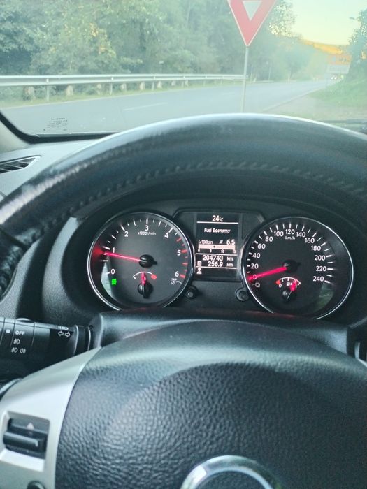 Nissan Qashqai 2012 diesel, 7.150 € — imagine 3