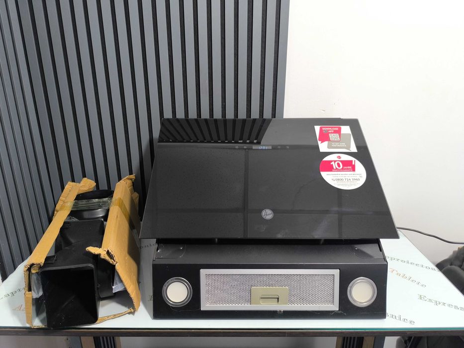 Hotă de Bucătărie Hoover - Panou Sticlă Negru - Wi-Fi/Aplicație Mobilă