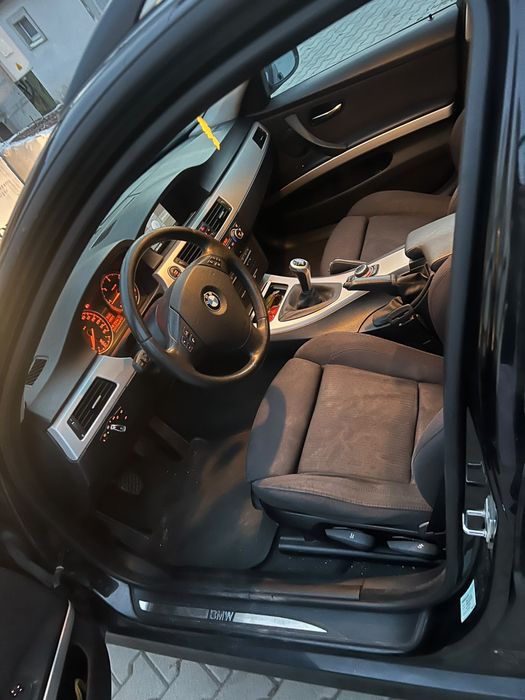 Vând BMW E91 - 2008 | 2.0 Diesel | 147 CP