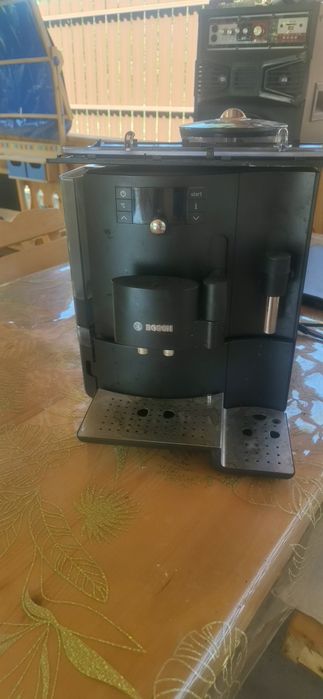 Atelier pentru repararea și igienizarea espressoarelor de cafea
