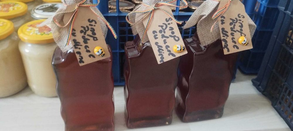 Vând miere produsa în zonă montană