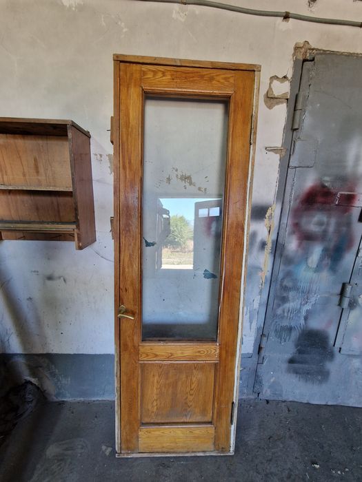Продам межкомнатные двери