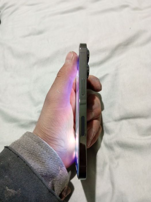 Ipxone13pro sotiladi hammayogi radnoy hechyeri alishishmagan