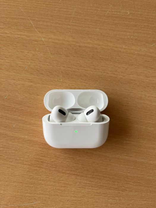 Наушники AirPods Pro