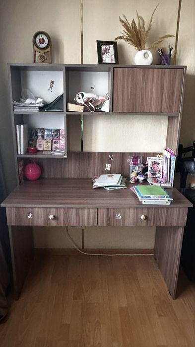 Письменный стол от Zeta