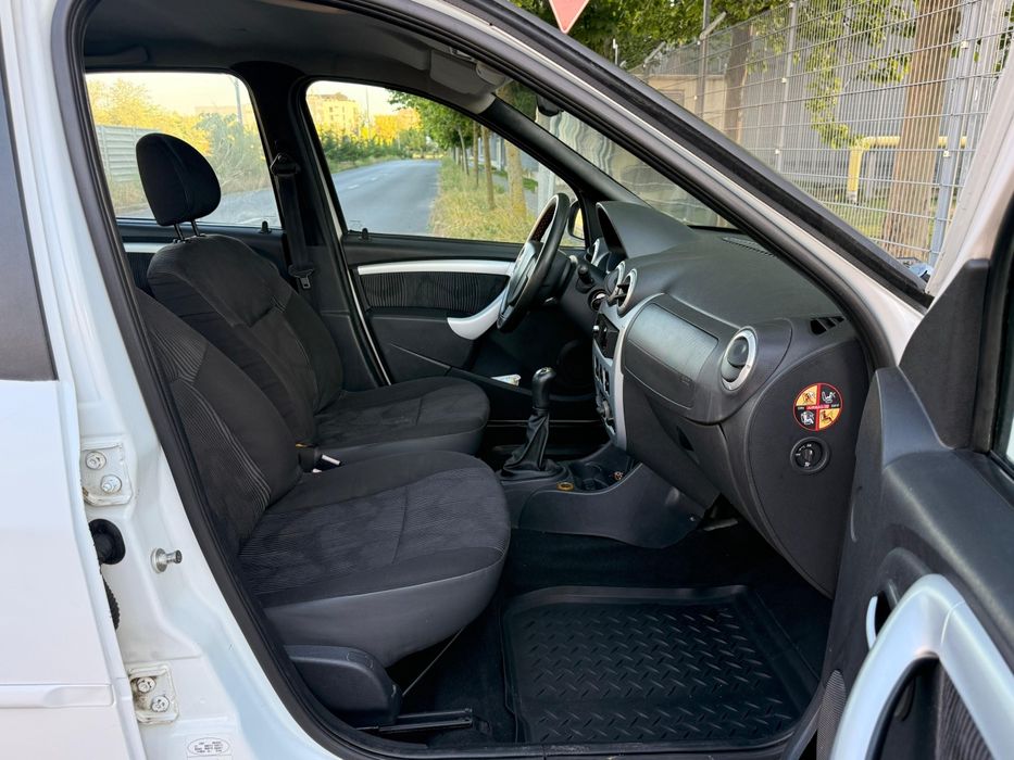 Dacia Logan 1.5 DCI laureat an 2011