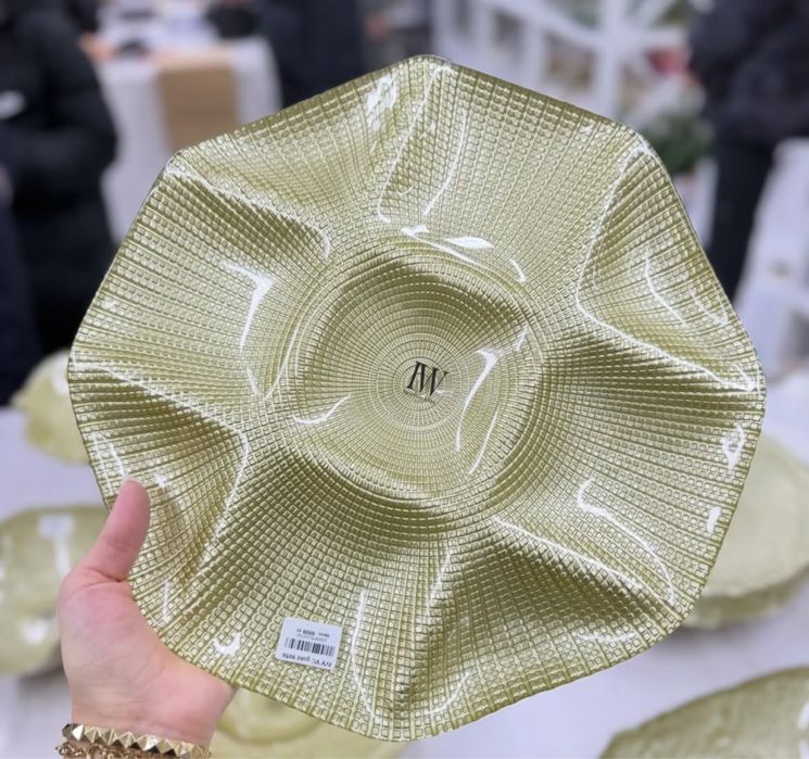 Продается новая посуда от 3400 тенге.