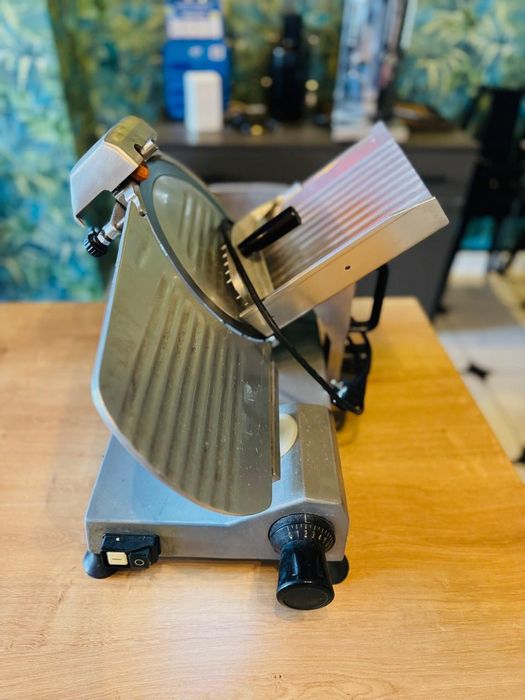 Продам слайстер новый