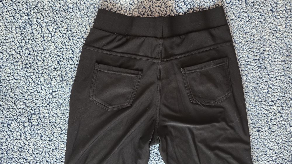 Пола и панталони