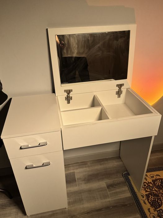 Туалетный столик БУ