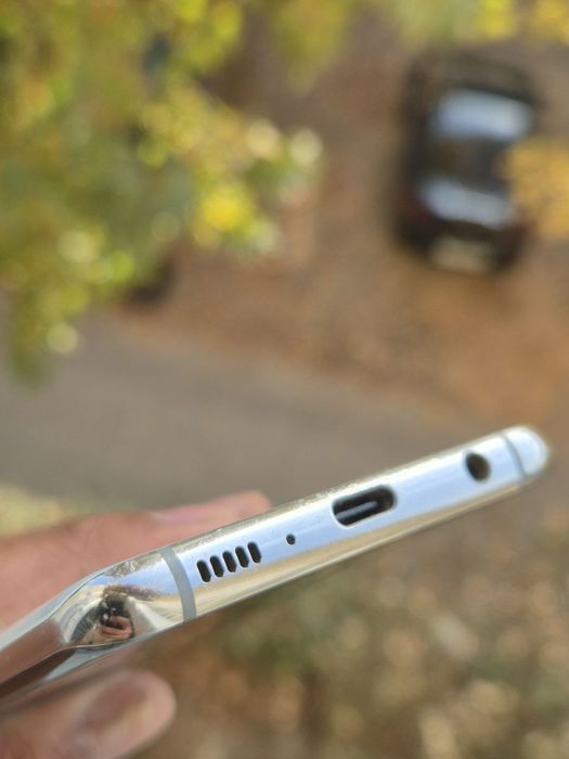 Samsung galaxy S10.  128GB