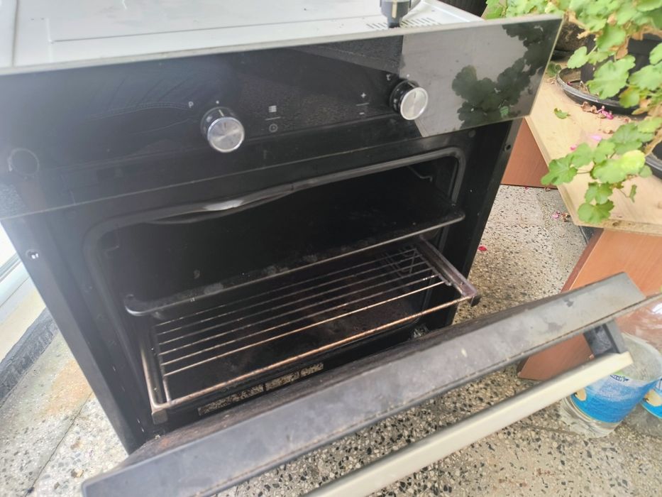 Продавам фурна за вграждане ВЕКО