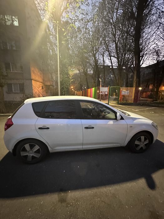 KIA Ceed 2008 — imagine 3