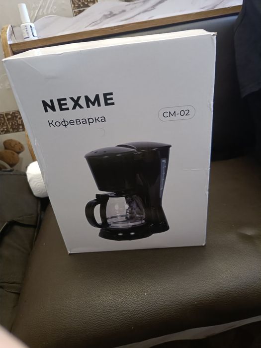 Кофеварка новая в коробке