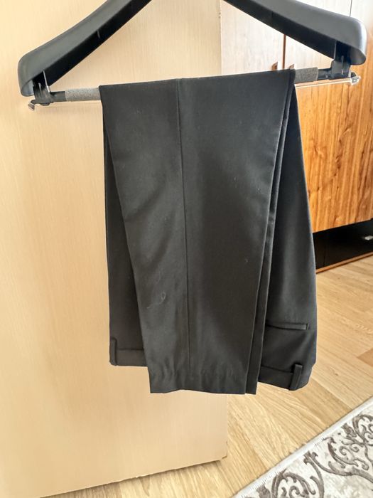 Мъжки елегантен  Костюм HUGO