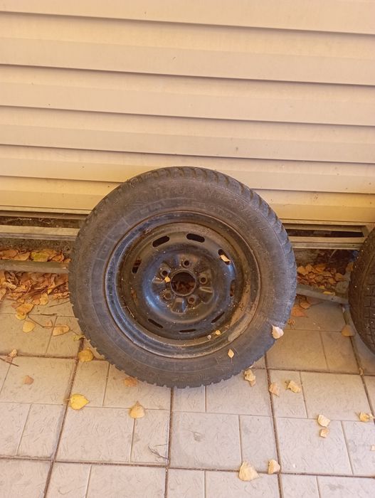 Диски на 15 с зимней резиной 5х114.3 -5 шт