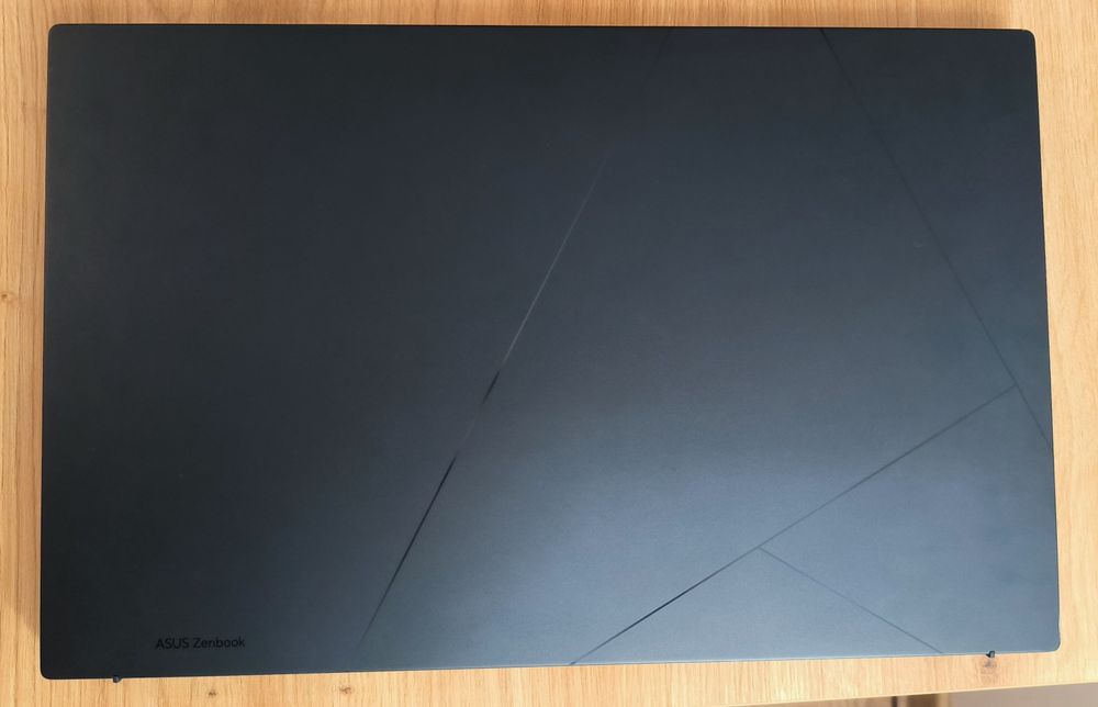 Laptop Asus Zenbook 15
