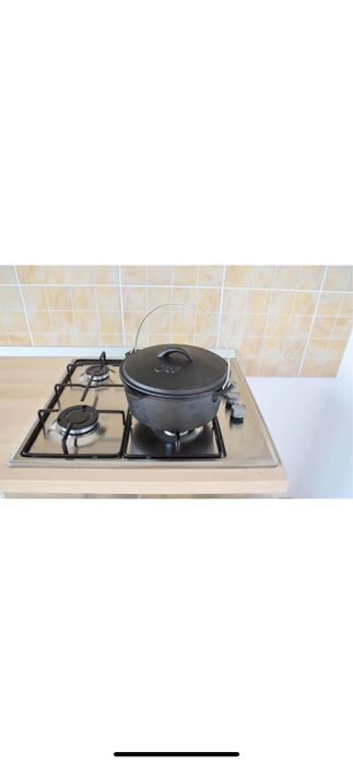 Tuci din fonta/fonta pura/oale/cratițe