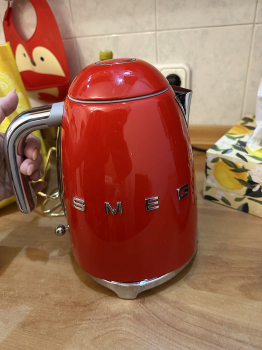 Чайник Smeg 1,7 л