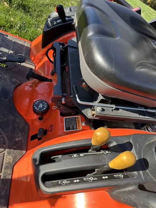 Трактор КУБОТА BX25 с товарач и багер