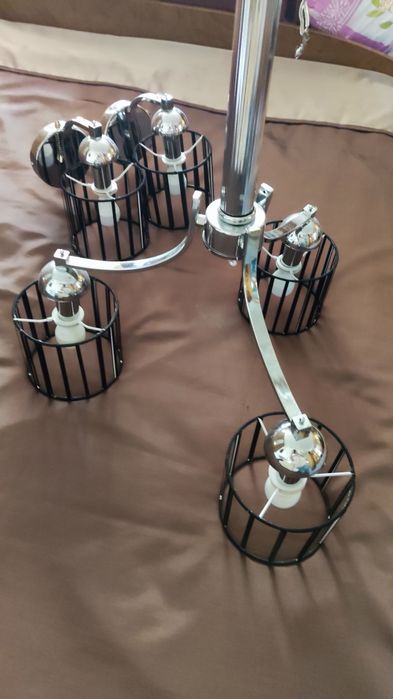 Люстра и два бра