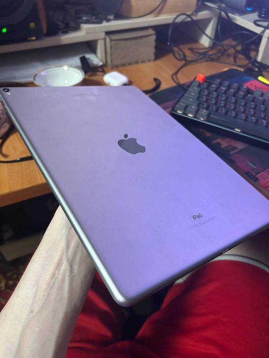 ipad pro 12.9 дюймов 2 поколение