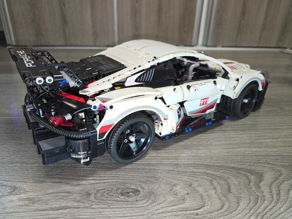 LEGO Technic - Porsche 911 RSR 42096, 1580 piese