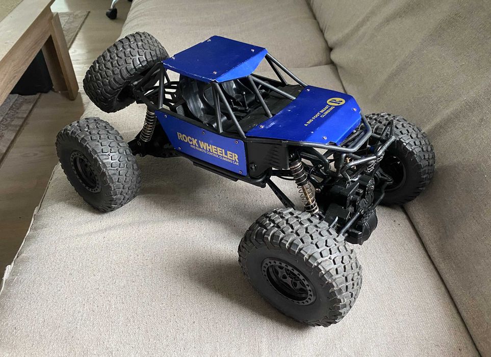 Masinuta Monster Truck 4x4 scara 1 8 - fara telecomanda - model mare