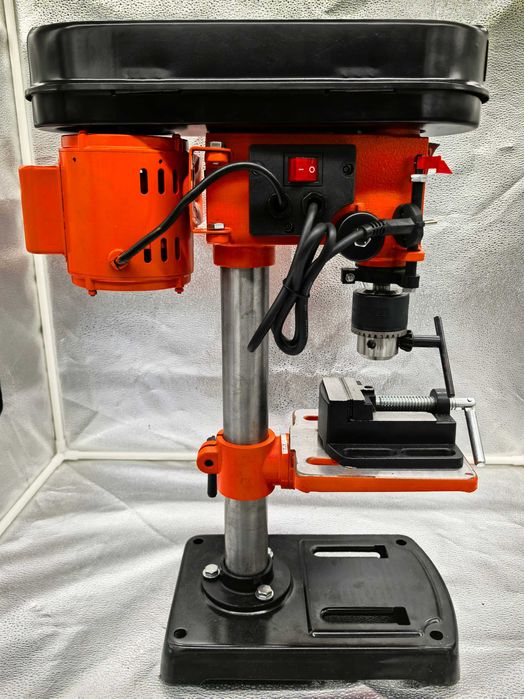 Masina de gaurit cu coloana Haina 1950W 739 lei