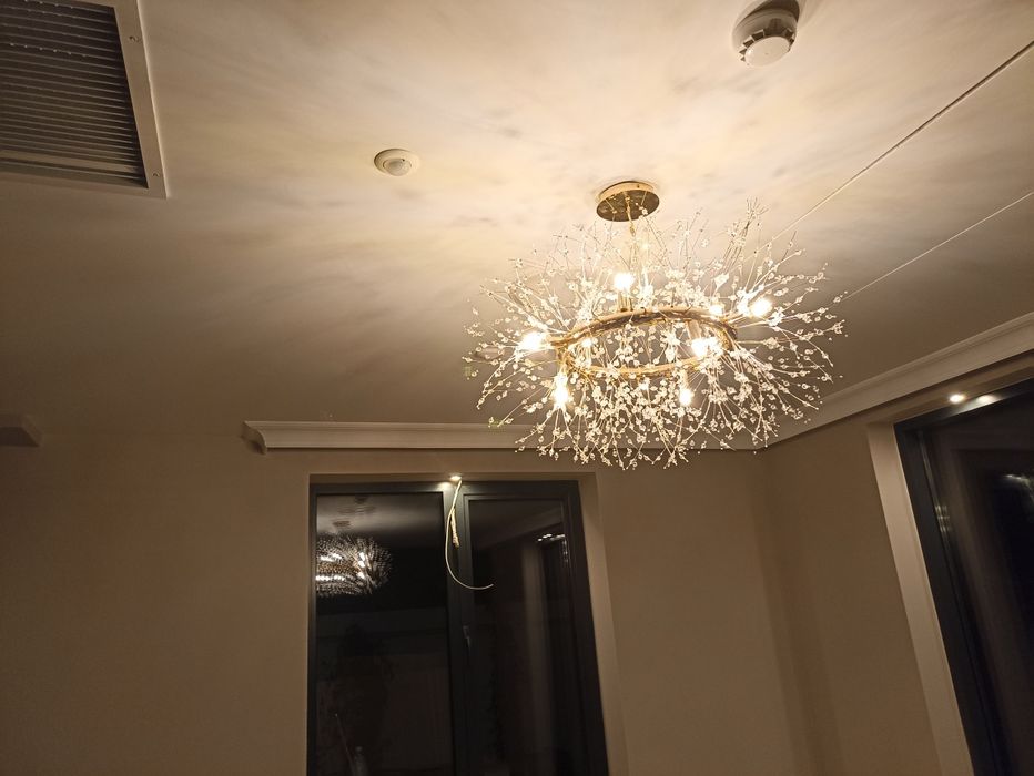 Electrician cu experiență