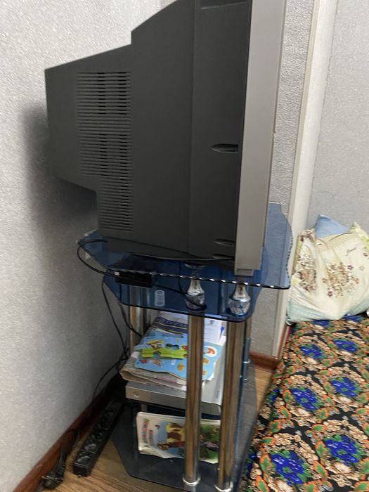 Продам телевизор LG 20”