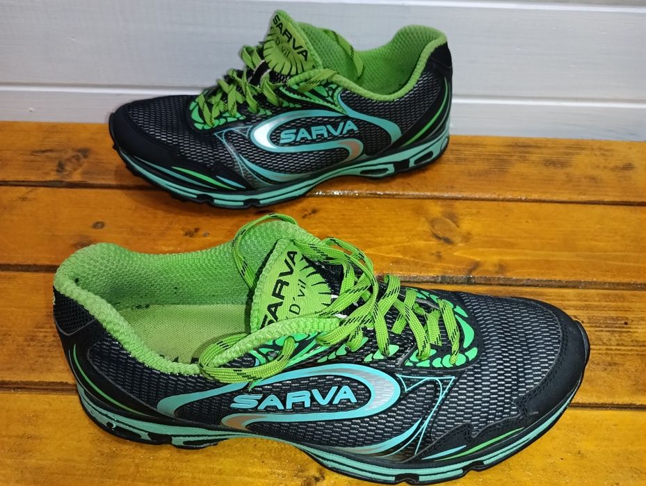 Sarva маратонки със шипове N40- 35 лв