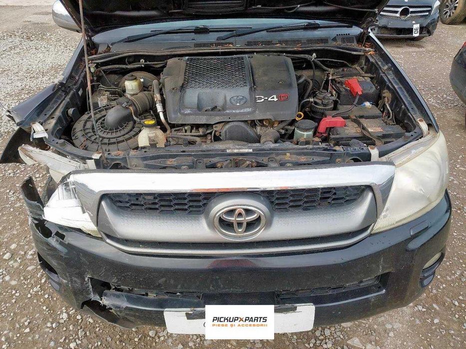 Dezmembrez Toyota hilux  3.0 Diesel 126KW/171CP 2005-2015