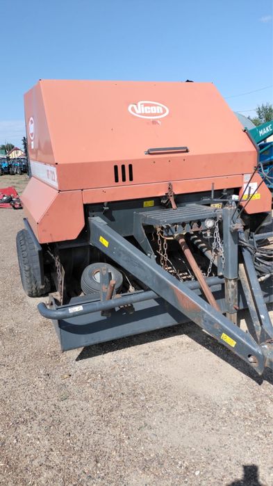 Пресс-подборщик Vicon