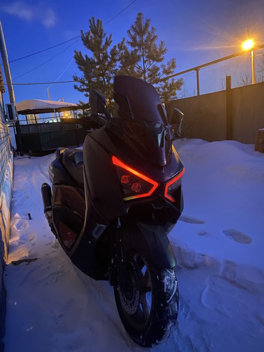 Скутер Z Max LI YA