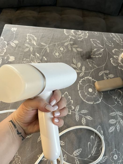 Уред за гладене с пара Philips STH 3000