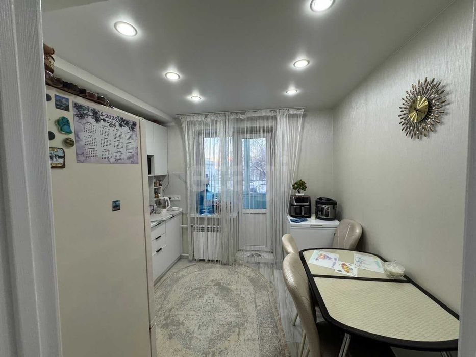 Продам 3-комн. кв. в районе  ДСР