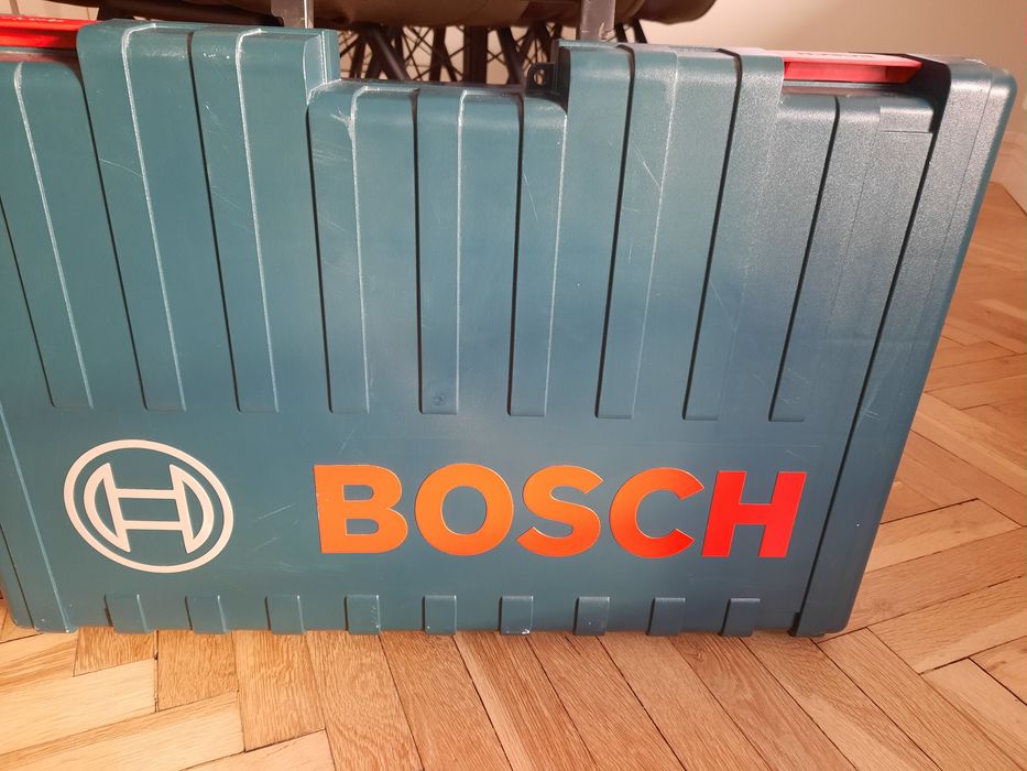 BOSCH Професионален къртач GSH 11 E