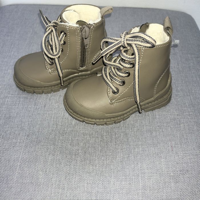 Ghete Primark, noi, mărimea 19