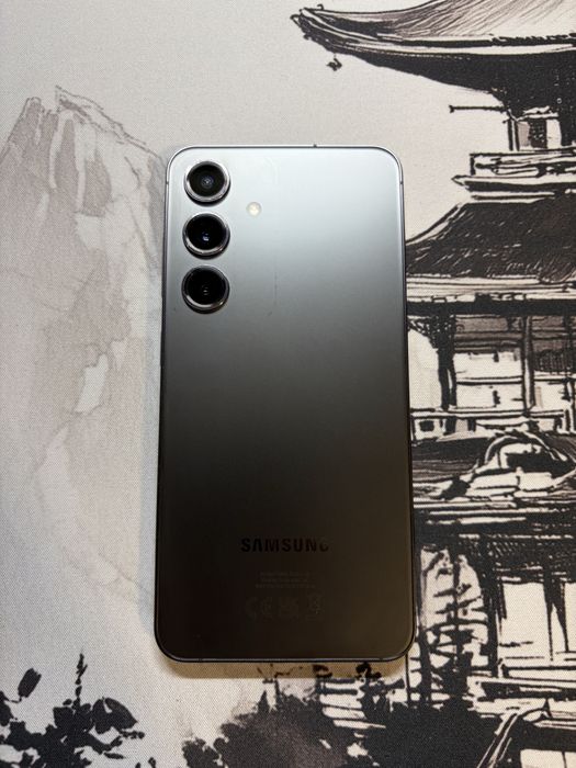 Samsung s24 256GB  с аксесуари