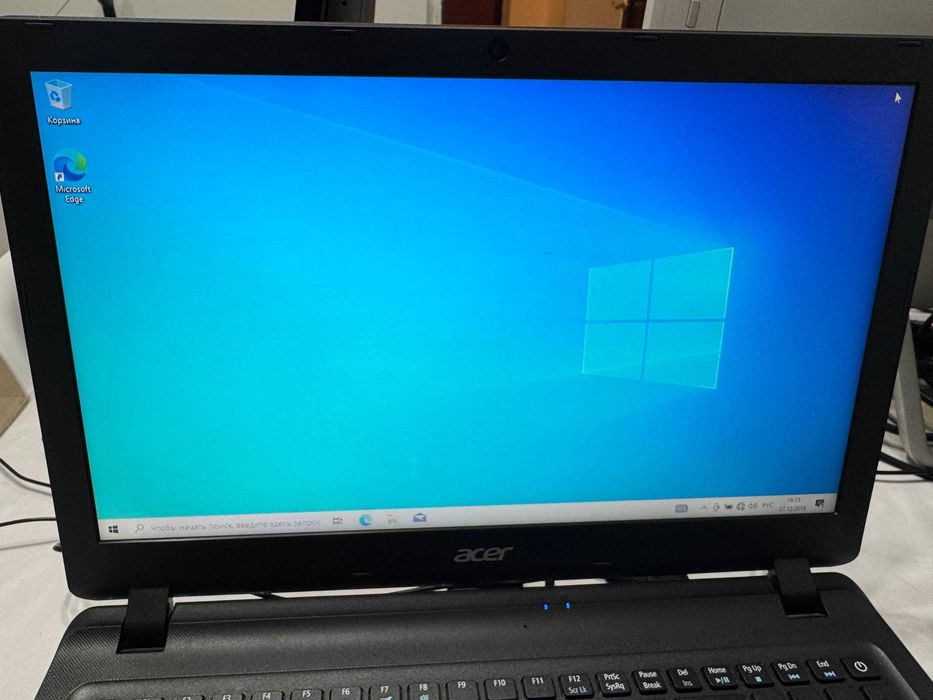 Продам ноутбук Acer Aspire ES 15  4GB / 500GB