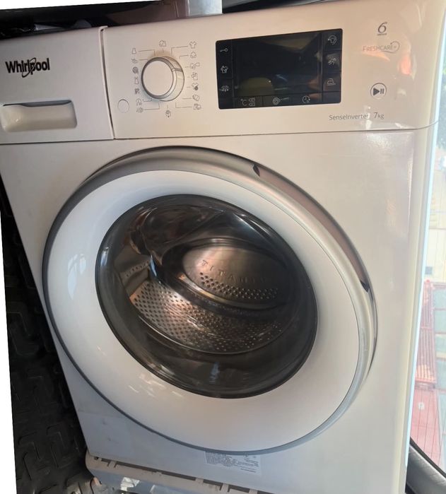 Mașină de spălat rufe Whirlpool