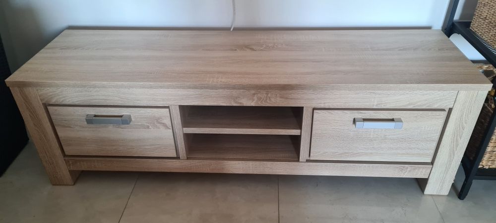 Vand comoda TV 2 sertare